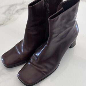 Via Spiga Brown leather ankle boots